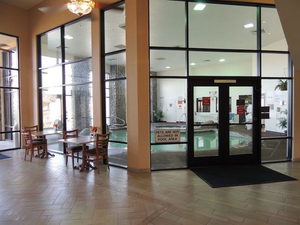 Imagen de la piscina del Hotel Holiday Inn Express Fallon. Foto 20