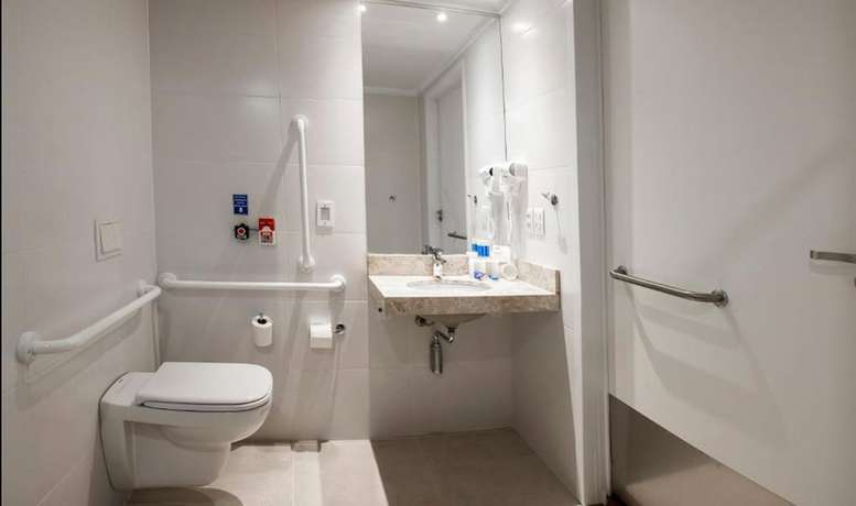 Imagen de la habitación del Hotel Holiday Inn Express Farroupilha, An Ihg. Foto 12