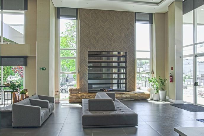 Imagen de los interiores del Hotel Holiday Inn Express Farroupilha, An Ihg. Foto 18