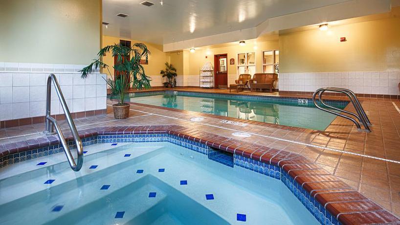 Imagen de la piscina del Hotel Holiday Inn Express Federal Way Seattle South, An Ihg. Foto 12