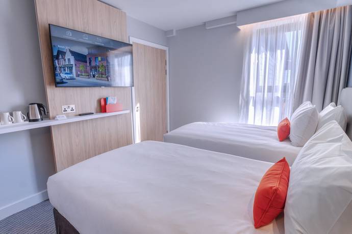 Imagen de la habitación del Hotel Holiday Inn Express - Fleet, an IHG. Foto 12