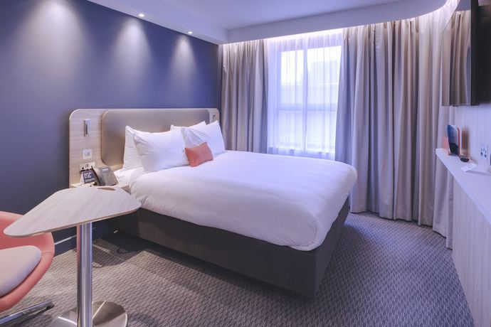 Imagen de la habitación del Hotel Holiday Inn Express - Fleet, an IHG. Foto 13