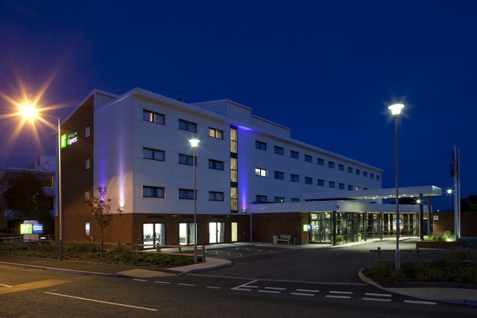 Imagen de los exteriores del Hotel Holiday Inn Express Folkestone - Channel Tunnel by IHG. Foto 10