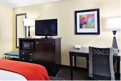 Imagen de la habitación del Hotel Holiday Inn Express Fort Campbell-oak Grove, An Ihg. Foto 8