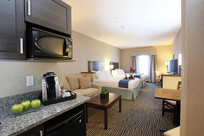 Imagen de la habitación del Hotel Holiday Inn Express Fort St John, An Ihg. Foto 2