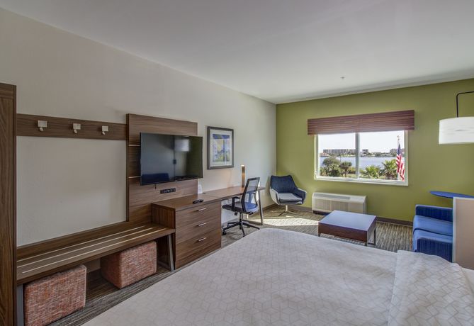 Imagen de la habitación del Hotel Holiday Inn Express Fort Walton Beach Central, an IHG. Foto 16