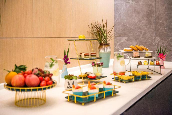 Imagen del bar/restaurante del Hotel Holiday Inn Express Foshan Beijiao. Foto 3