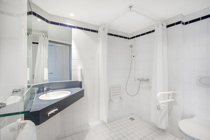 Imagen de la habitación del Hotel Holiday Inn Express Frankfurt Messe. Foto 10