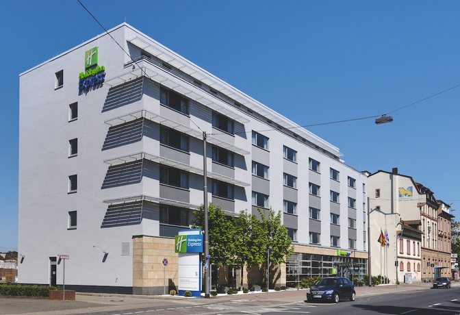 Imagen general del Hotel Holiday Inn Express Frankfurt Messe. Foto 1