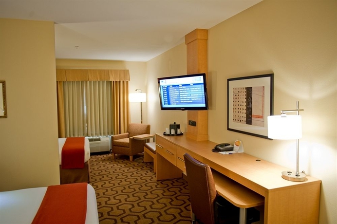 Imagen de la habitación del Hotel Holiday Inn Express Fremont-milpitas Central, An Ihg. Foto 3