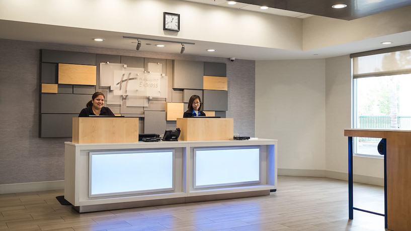Imagen de los interiores del Hotel Holiday Inn Express Fullerton - Anaheim, An Ihg. Foto 18