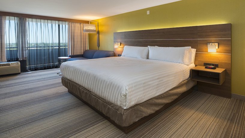 Imagen de la habitación del Hotel Holiday Inn Express Fullerton - Anaheim, An Ihg. Foto 12