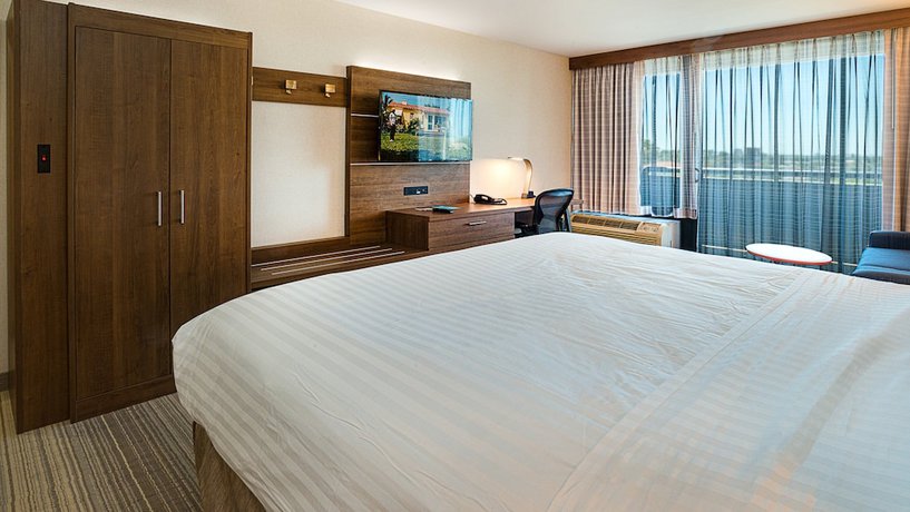 Imagen de la habitación del Hotel Holiday Inn Express Fullerton - Anaheim, An Ihg. Foto 13