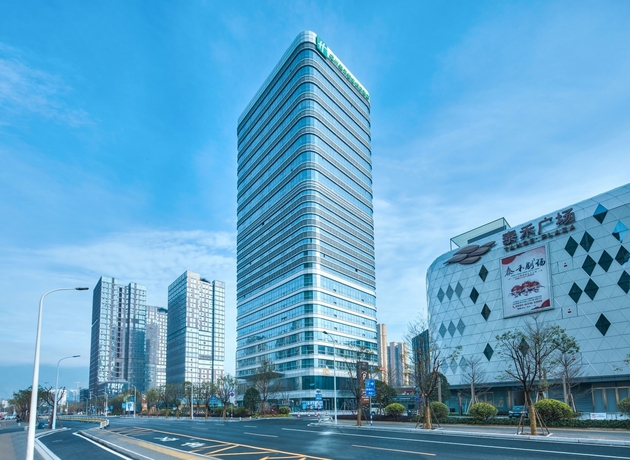 Imagen de los exteriores del Hotel Holiday Inn Express Fuzhou Downtown, An Ihg. Foto 17