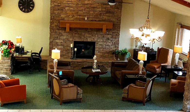 Imagen de los interiores del Hotel Holiday Inn Express Garden City East. Foto 18