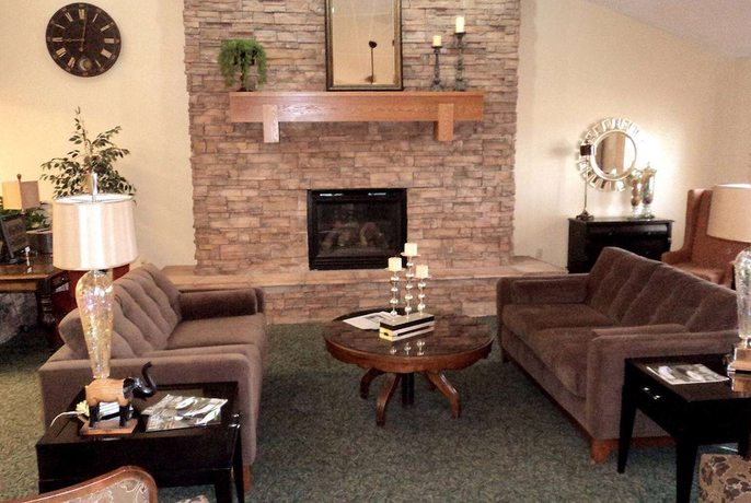 Imagen de los interiores del Hotel Holiday Inn Express Garden City East. Foto 19