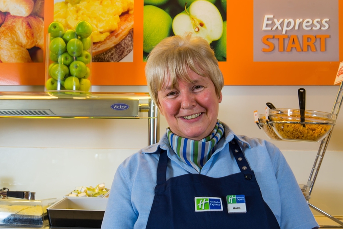 Imagen del bar/restaurante del Hotel Holiday Inn Express Glasgow Airport, An Ihg. Foto 3