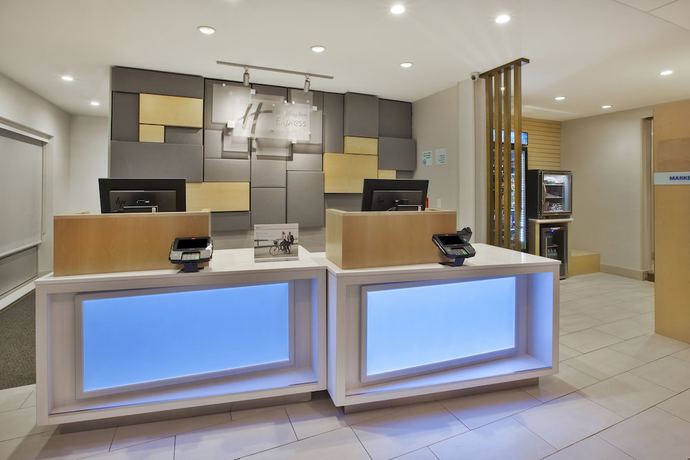 Imagen de los interiores del Hotel Holiday Inn Express Grand Rapids Airport North, an IHG. Foto 17