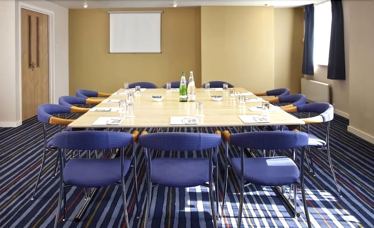 Imagen de los interiores del Hotel Holiday Inn Express Greenock, An Ihg. Foto 18