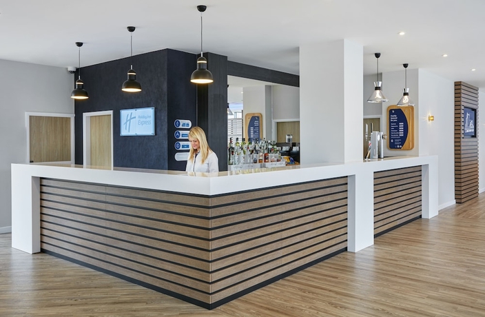 Imagen de los interiores del Hotel Holiday Inn Express Grimsby, An Ihg. Foto 16