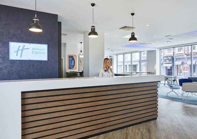 Imagen de los interiores del Hotel Holiday Inn Express Grimsby, An Ihg. Foto 19