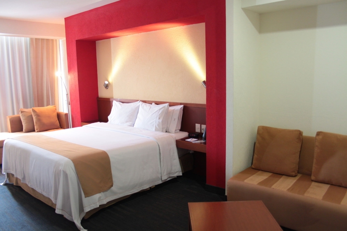 Imagen de la habitación del Hotel Holiday Inn Express Guadalajara Expo. Foto 1