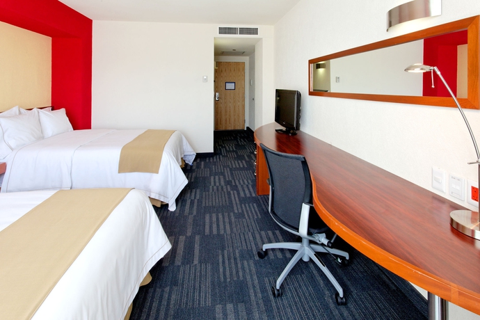 Imagen de los interiores del Hotel Holiday Inn Express Guadalajara Expo. Foto 15
