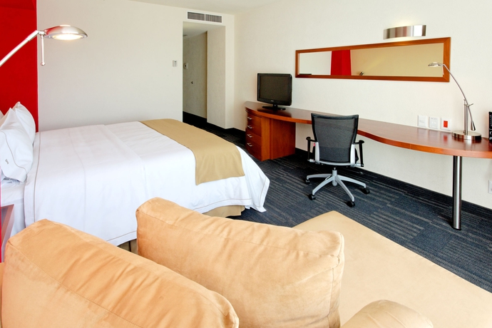 Imagen de la habitación del Hotel Holiday Inn Express Guadalajara Expo. Foto 10