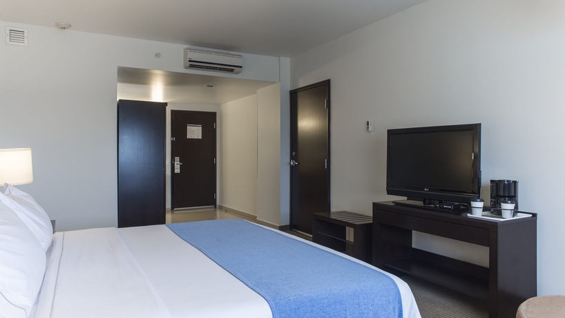 Imagen de la habitación del Hotel Holiday Inn Express Guadalajara Iteso, An Ihg. Foto 4