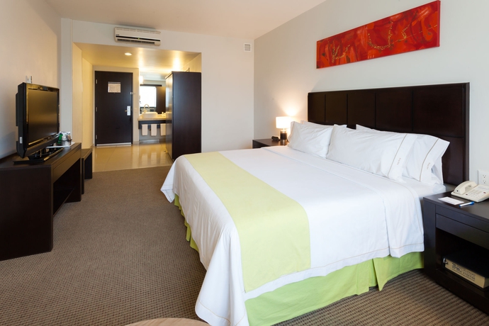 Imagen de la habitación del Hotel Holiday Inn Express Guadalajara Iteso, An Ihg. Foto 8