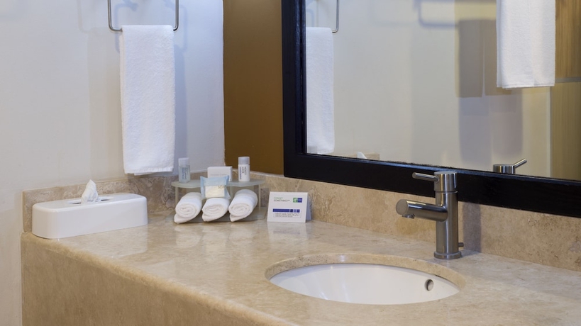 Imagen de la habitación del Hotel Holiday Inn Express Guaymas, An Ihg. Foto 17