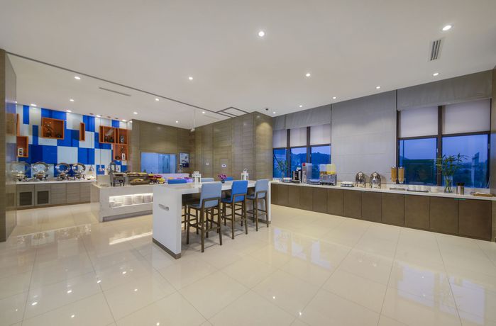 Imagen del bar/restaurante del Hotel Holiday Inn Express Guian Yungu, An Ihg. Foto 7