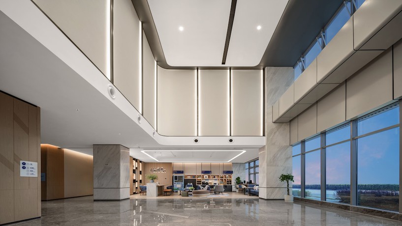 Imagen de los interiores del Hotel Holiday Inn Express Guiyang Airport, an IHG. Foto 18