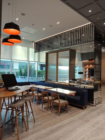 Imagen de los interiores del Hotel Holiday Inn Express Gurugram Sector 50, An Ihg. Foto 17