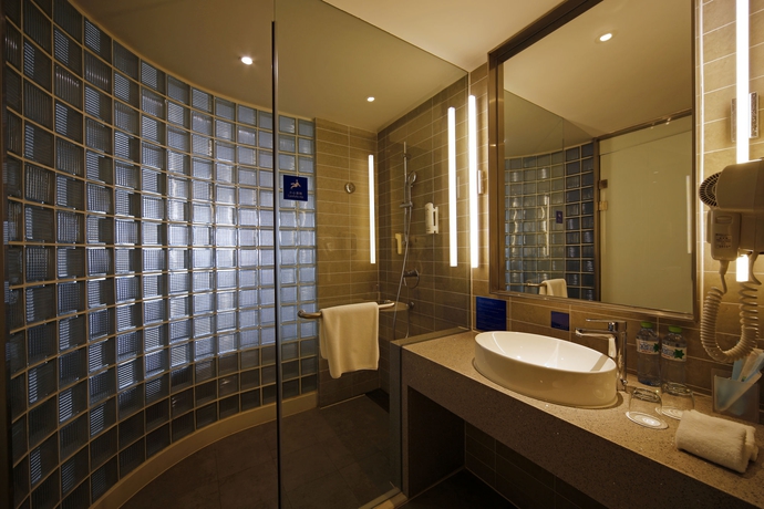 Imagen de la habitación del Hotel Holiday Inn Express Haikou West Coast, An Ihg. Foto 7