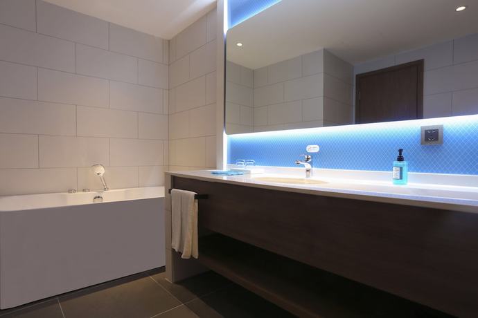 Imagen de la habitación del Hotel Holiday Inn Express Harbin Exhibition Center, An Ihg. Foto 11