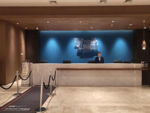 Imagen de los interiores del Hotel Holiday Inn Express Harbin Qunli. Foto 19