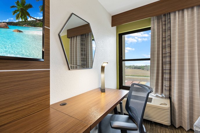 Imagen de la habitación del Hotel Holiday Inn Express Harlingen, An Ihg. Foto 6