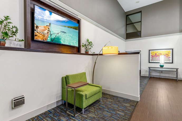 Imagen de los interiores del Hotel Holiday Inn Express Harlingen, An Ihg. Foto 18