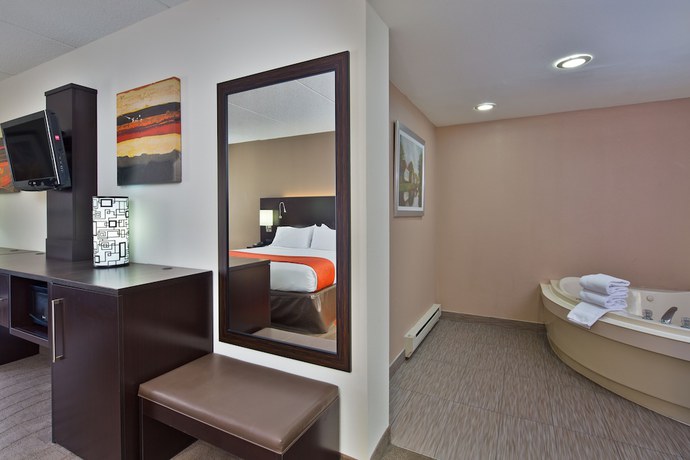 Imagen de la habitación del Hotel Holiday Inn Express Harrisburg Ne, An Ihg. Foto 7