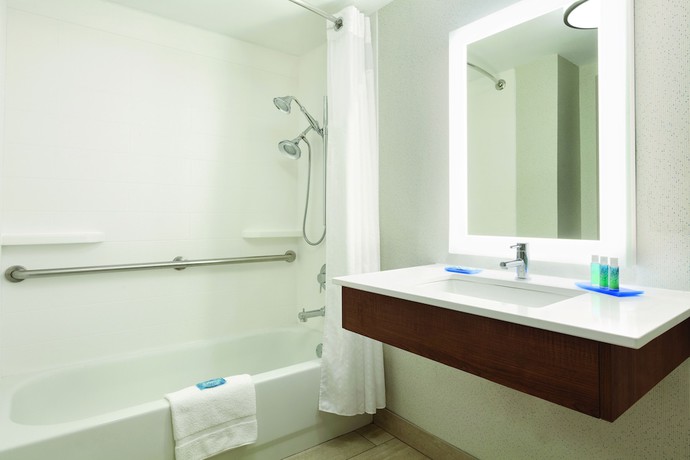 Imagen de la habitación del Hotel Holiday Inn Express Hartford South - Rocky Hill. Foto 13