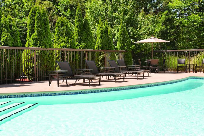 Imagen de la piscina del Hotel Holiday Inn Express Hartford South - Rocky Hill. Foto 19