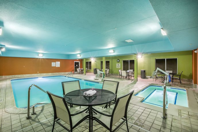 Imagen de la piscina del Hotel Holiday Inn Express Hastings, Hastings. Foto 20