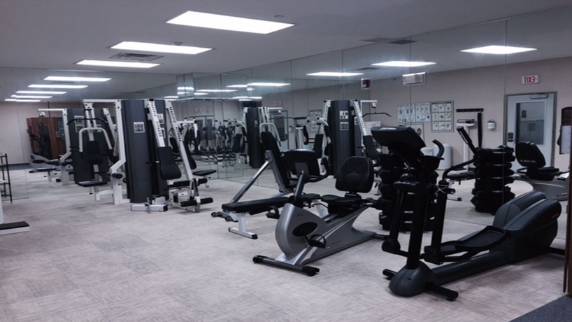 Imagen de los interiores del Hotel Holiday Inn Express Hauppauge-Long Island. Foto 11