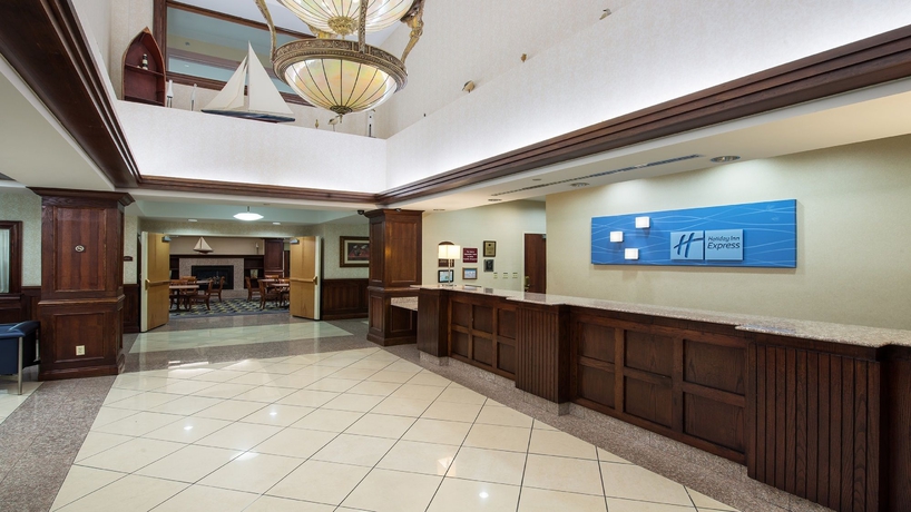 Imagen de los interiores del Hotel Holiday Inn Express Hauppauge-Long Island. Foto 14