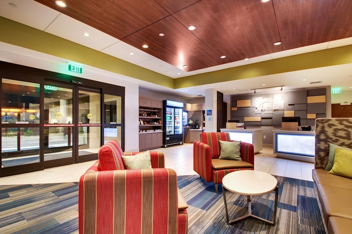 Imagen de los interiores del Hotel Holiday Inn Express Helen, An Ihg. Foto 19