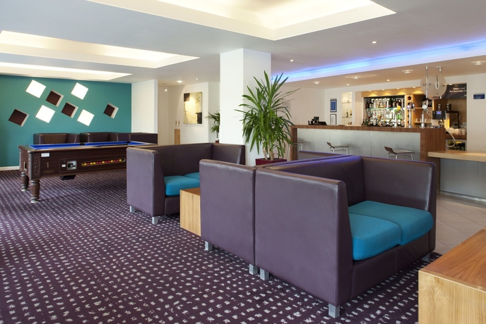Imagen de los interiores del Hotel Holiday Inn Express Hemel Hempstead, An Ihg. Foto 10