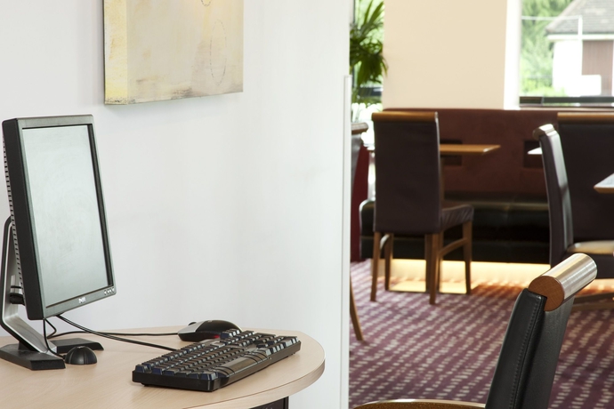 Imagen de los interiores del Hotel Holiday Inn Express Hemel Hempstead, An Ihg. Foto 14