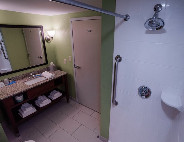 Imagen de la habitación del Hotel Holiday Inn Express Hickory-hickory Mart. Foto 7