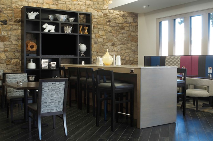 Imagen de los interiores del Hotel Holiday Inn Express Hickory-hickory Mart. Foto 13